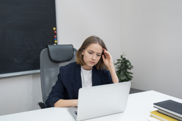 Как психологически подготовиться к уходу с работы, чтобы не оказаться в ловушке тревоги и самообесценивания Как психологически подготовиться к уходу с работы, чтобы не оказаться в ловушке тревоги и самообесценивания