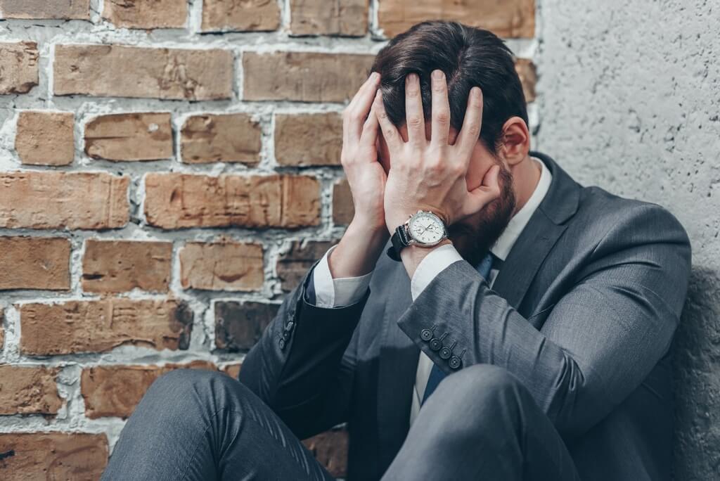 Как отличить депрессию от плохого настроения: 10 ключевых признаков